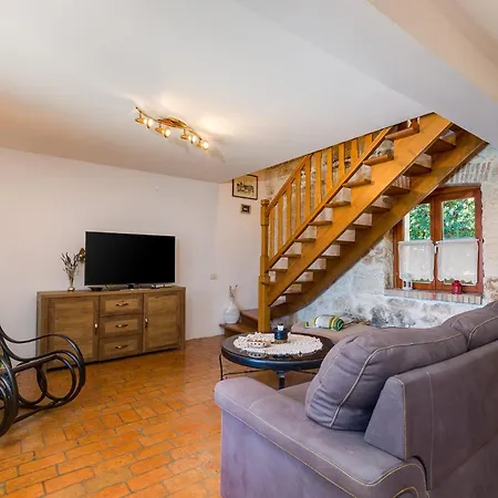House Irma Villa Fuškulin